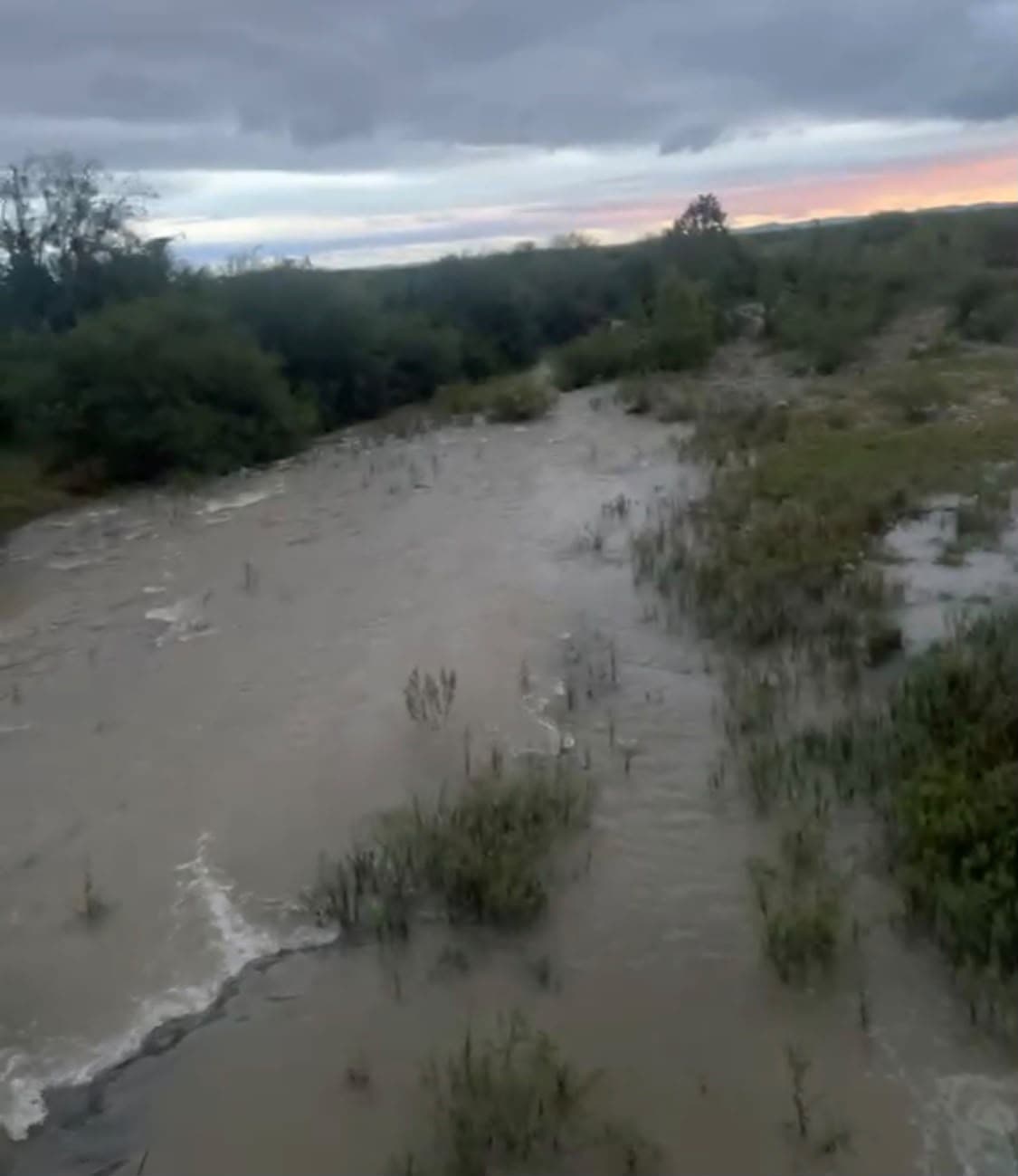 Frente Frío Número 2 causa lluvias en Múzquiz y resurgimiento de ríos Frente Frío Número 2 causa lluvias en Múzquiz y resurgimiento de ríos