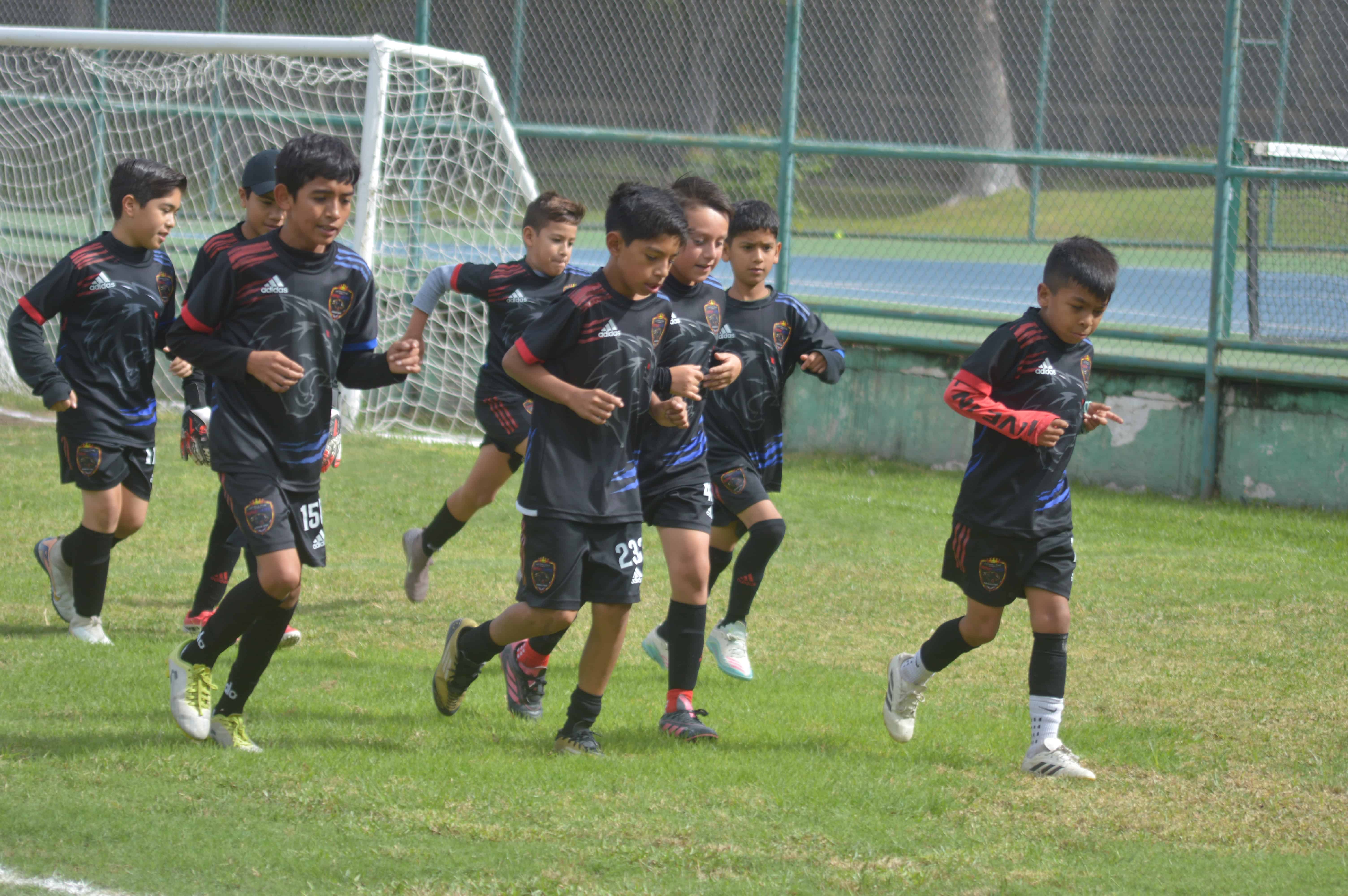 Onza Real se impone 2-0 a Rayados en la Copa Xochipilli