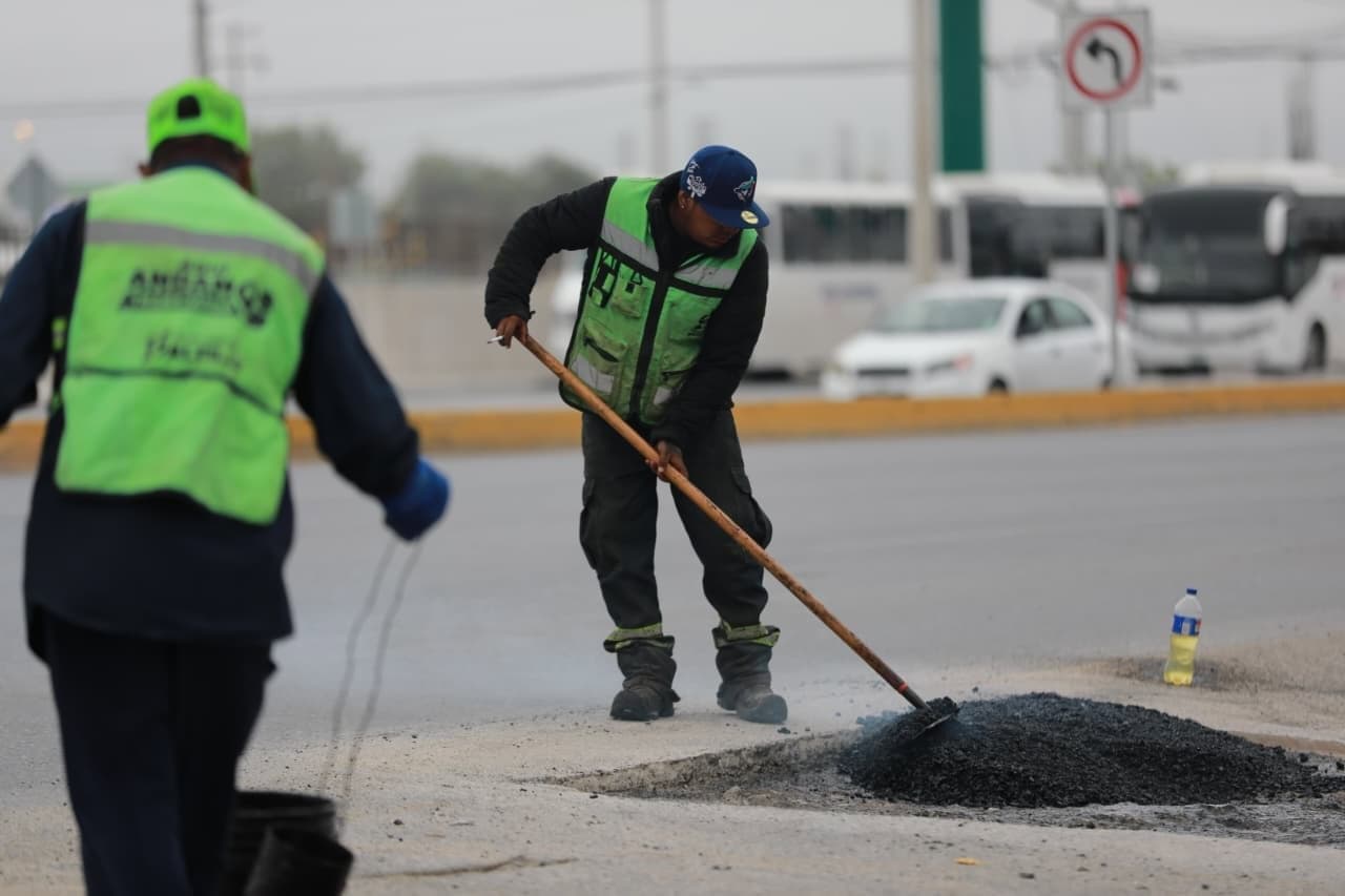Javier D&iacute;az encabeza rehabilitaci&oacute;n de calles en Saltillo