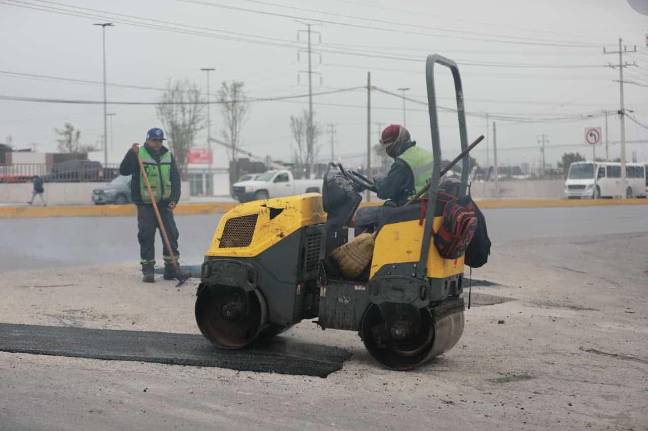 Javier D&iacute;az encabeza rehabilitaci&oacute;n de calles en Saltillo