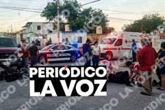 Se lleva de corbata a motociclista; iba al trabajo